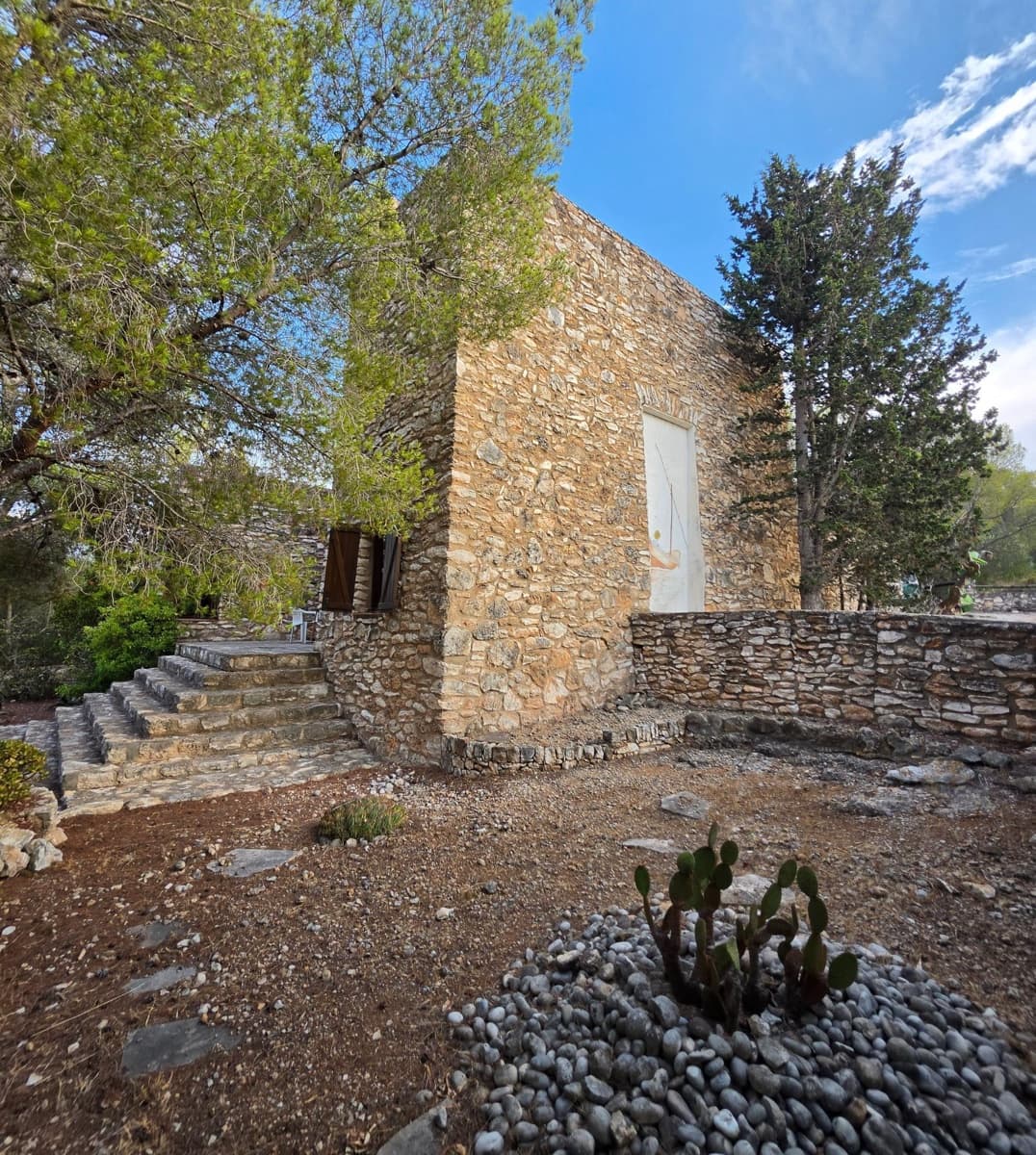 Chalet de 4 habitaciones en L'Ametlla de Mar en venta con garaje - 700.000 € (Ref: 10009114)
