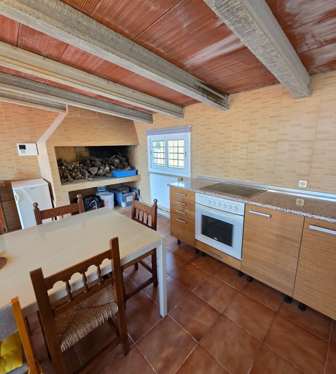 5 soveværelse Finca/Landehus til salg i Vandellos i l'Hospitalet de l'Infant med swimmingpool garage - € 375.000 (Ref: 10022502)
