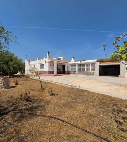 5 soveværelse Finca/Landehus til salg i Vandellòs i l'Hospitalet de l'Infant med swimmingpool garage - € 375.000 (Ref: 10022502)