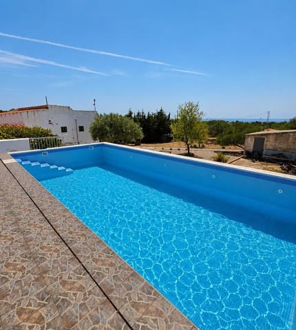 5 soveværelse Finca/Landehus til salg i Vandellòs i l'Hospitalet de l'Infant med swimmingpool garage - € 375.000 (Ref: 10022502)