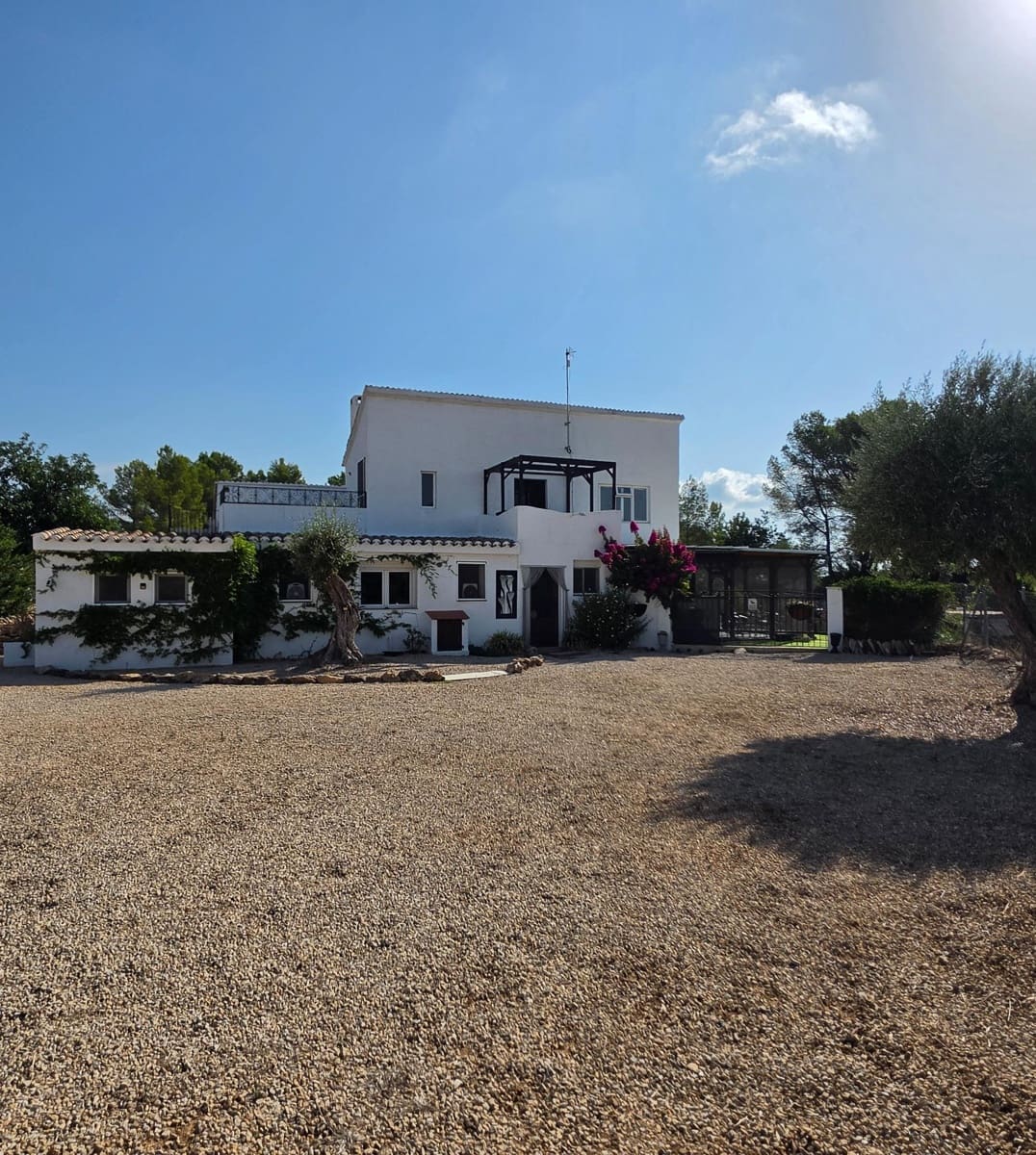 4 sovrum Finca/Hus på landet till salu i El Perello med pool - 395 000 € (Ref: 10059160)