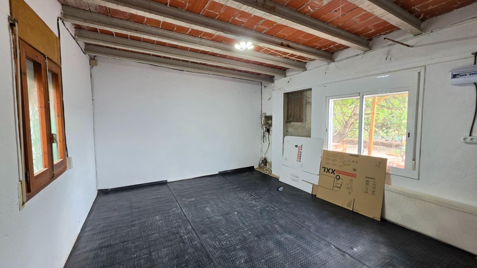 3 soverom Finca/Herregård til salgs i El Perello med svømmebasseng garasje - € 295 000 (Ref: 10094697)