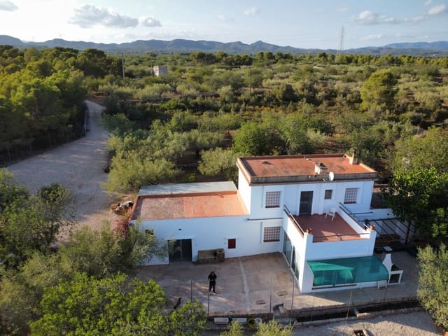 3 soverom Finca/Herregård til salgs i El Perelló med svømmebasseng garasje - € 295 000 (Ref: 10094697)