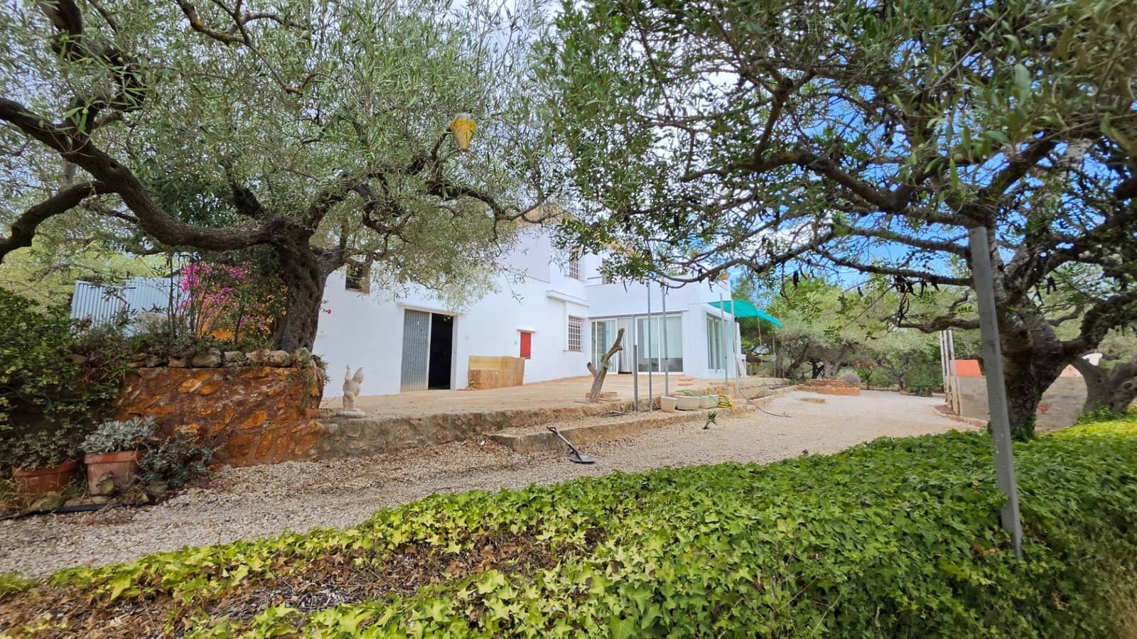 3 soverom Finca/Herregård til salgs i El Perello med svømmebasseng garasje - € 295 000 (Ref: 10094697)