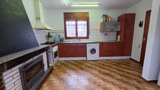 3 soverom Finca/Herregård til salgs i El Perelló med svømmebasseng garasje - € 295 000 (Ref: 10094697)