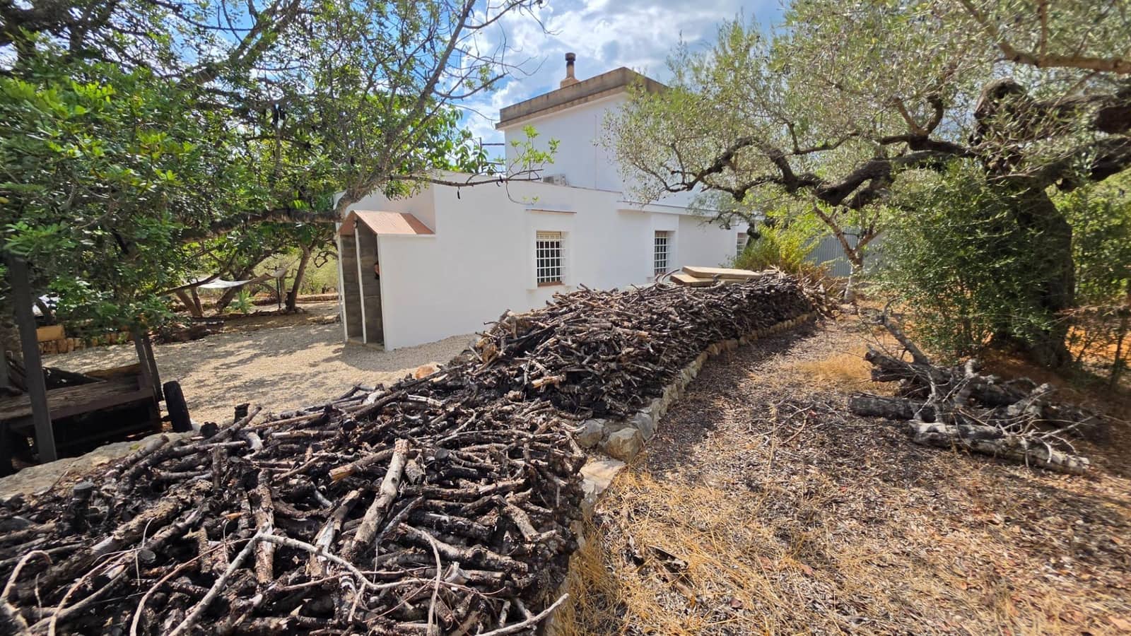 3 soverom Finca/Herregård til salgs i El Perello med svømmebasseng garasje - € 295 000 (Ref: 10094697)