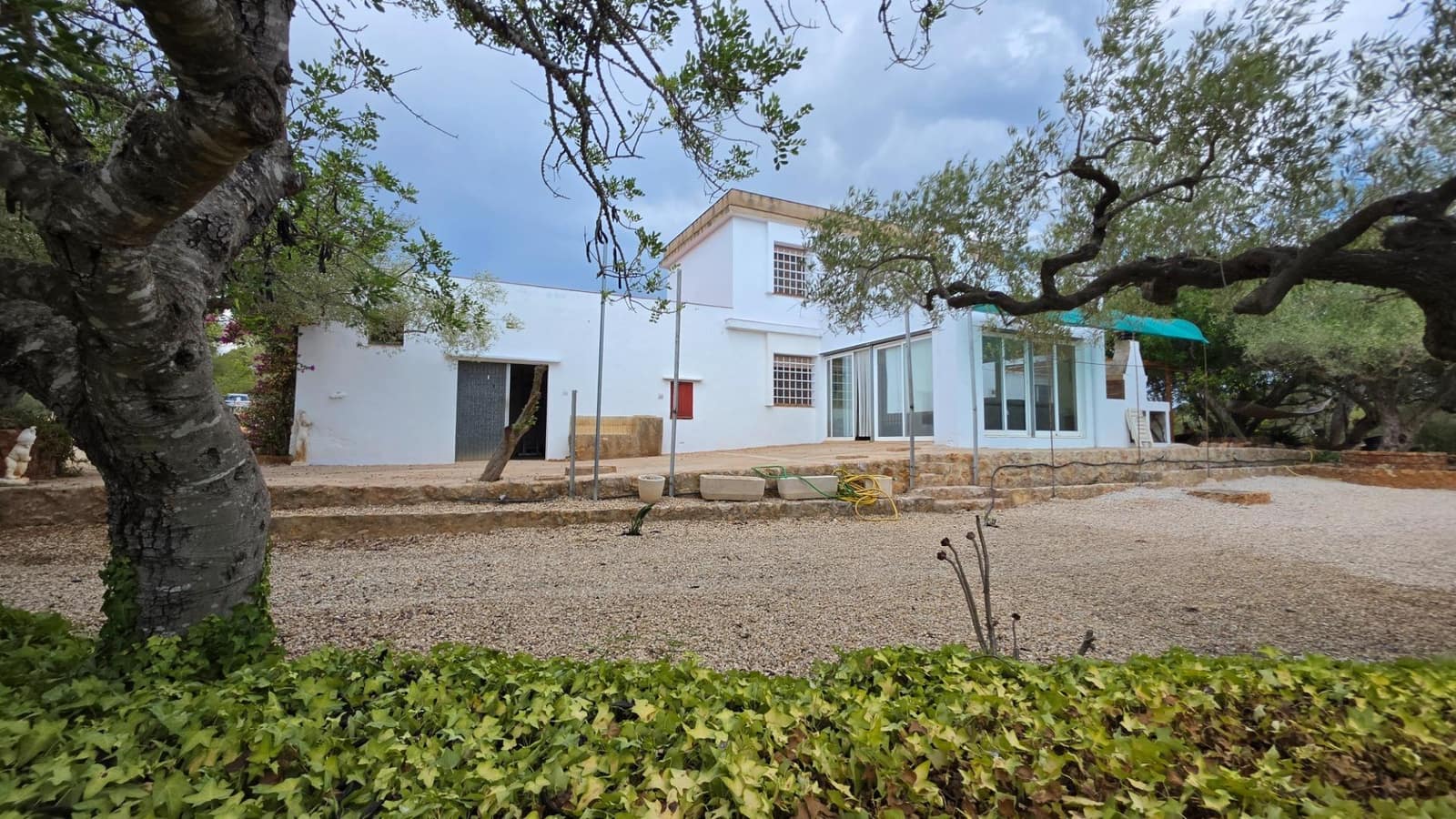 3 soverom Finca/Herregård til salgs i El Perello med svømmebasseng garasje - € 295 000 (Ref: 10094697)
