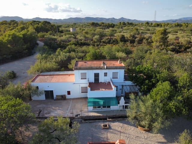 3 soverom Finca/Herregård til salgs i El Perelló med svømmebasseng garasje - € 295 000 (Ref: 10094697)