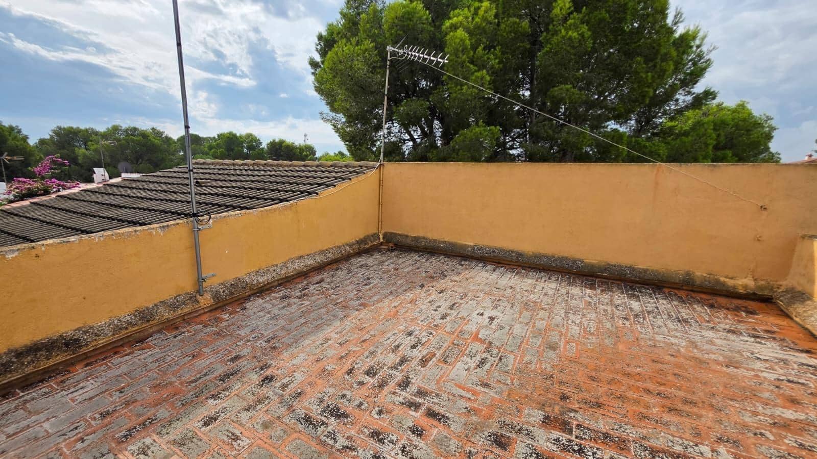 Chalet de 3 habitaciones en L'Ametlla de Mar en venta con piscina garaje - 290.000 € (Ref: 10147149)