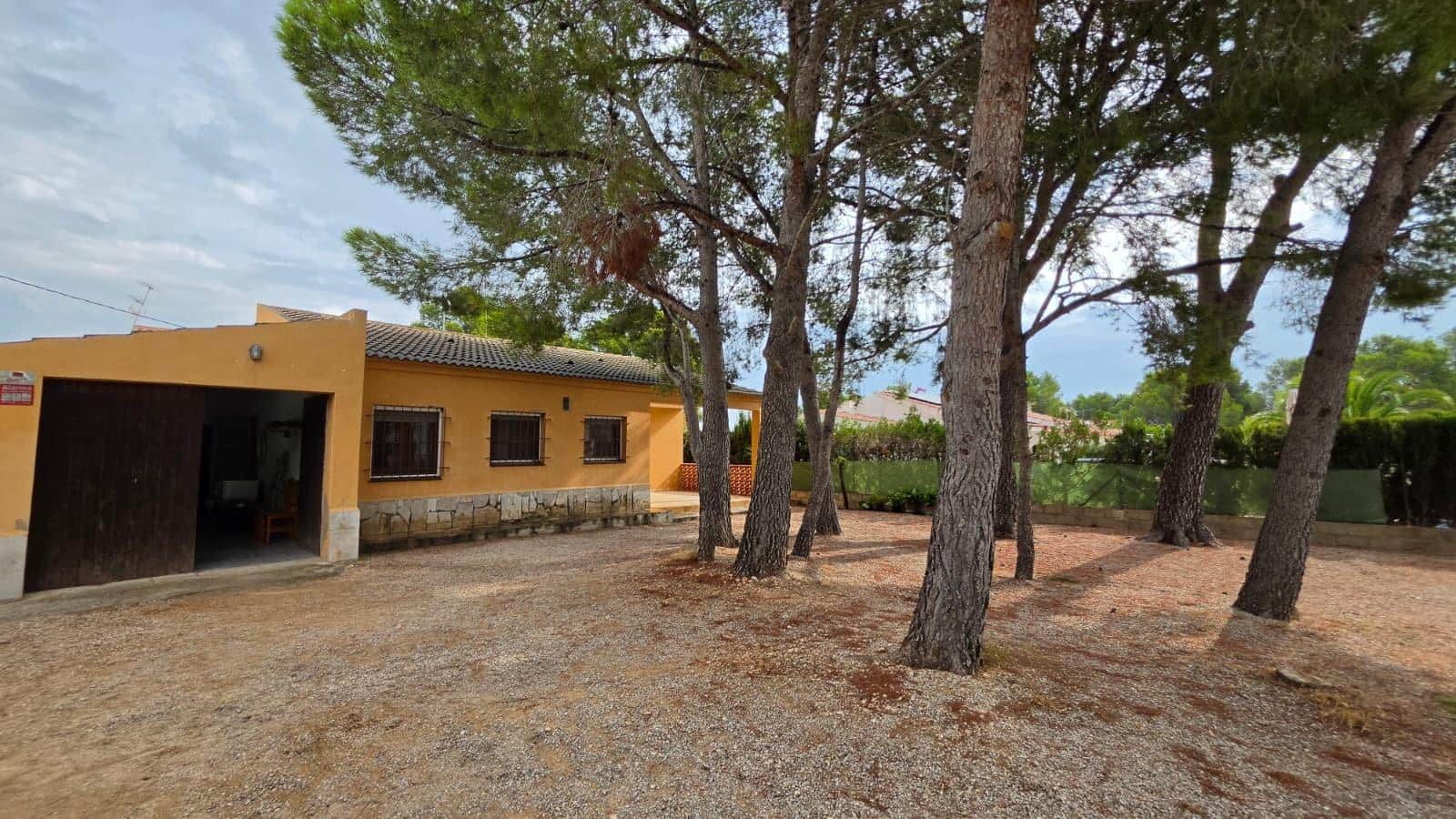 Chalet de 3 habitaciones en L'Ametlla de Mar en venta con piscina garaje - 290.000 € (Ref: 10147149)