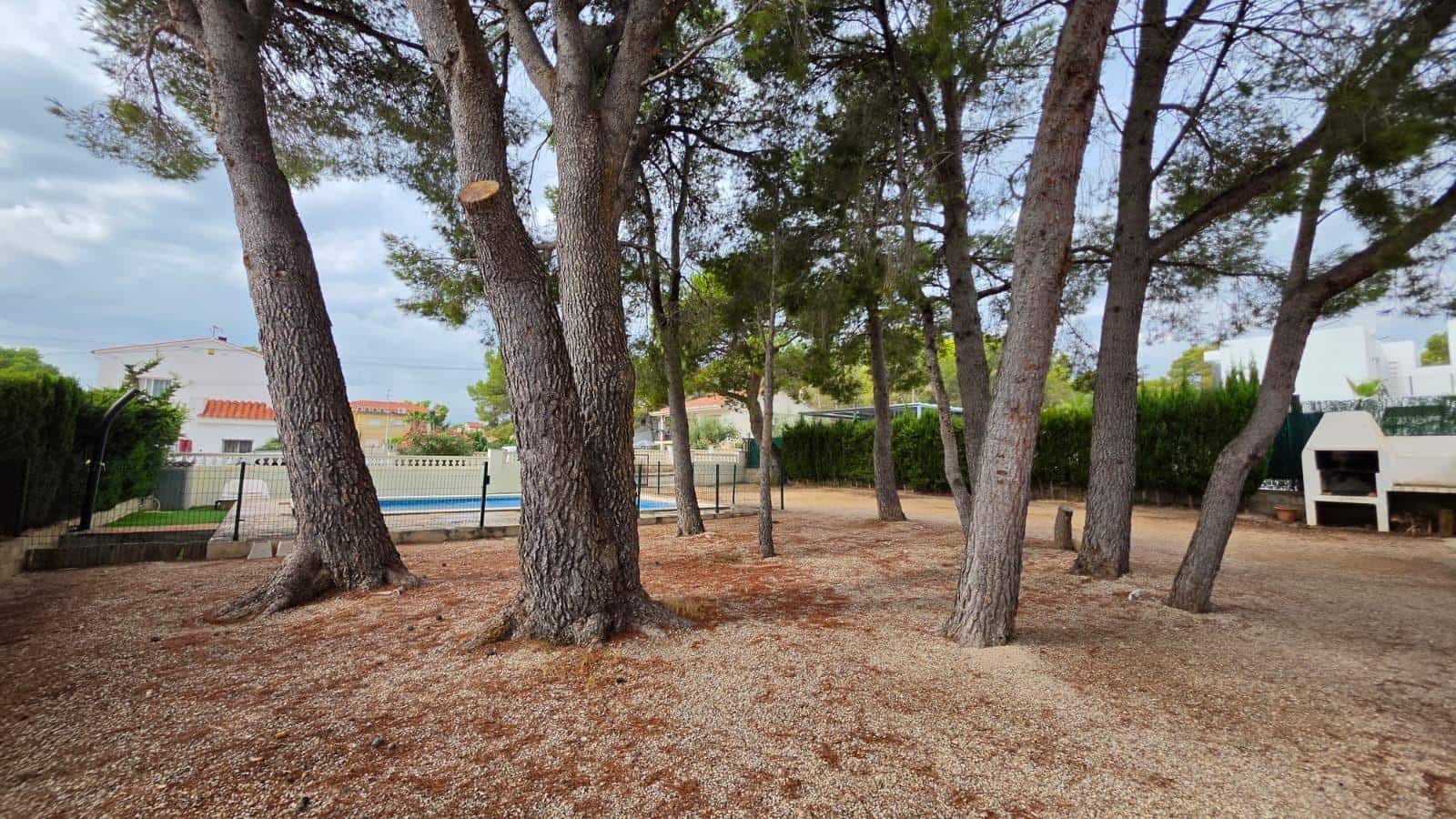 Chalet de 3 habitaciones en L'Ametlla de Mar en venta con piscina garaje - 290.000 € (Ref: 10147149)