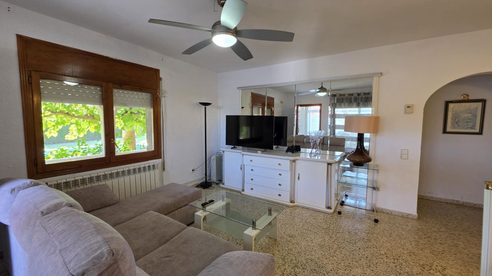 8 Zimmer Villa zu verkaufen in Miami Playa / Miami Platja mit Pool Garage - 580.000 € (Ref: 10165069)
