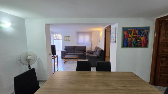 Chalet de 8 habitaciones en Miami Playa / Miami Platja, Mont-roig del Camp en venta con piscina garaje - 580.000 € (Ref: 10165069)