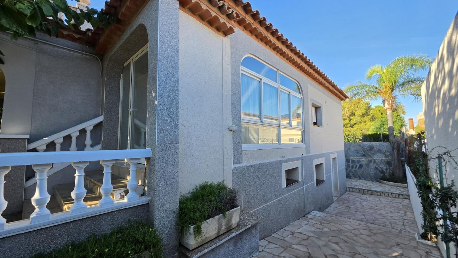 8 Zimmer Villa zu verkaufen in Miami Playa / Miami Platja mit Pool Garage - 580.000 € (Ref: 10165069)