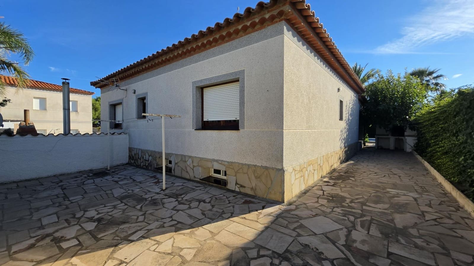 8 Zimmer Villa zu verkaufen in Miami Playa / Miami Platja mit Pool Garage - 580.000 € (Ref: 10165069)