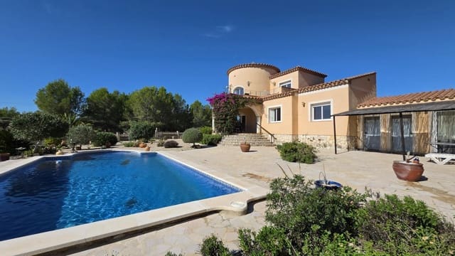 4 soveværelse Villa til salg i L'Ametlla de Mar med swimmingpool garage - € 475.000 (Ref: 10171709)
