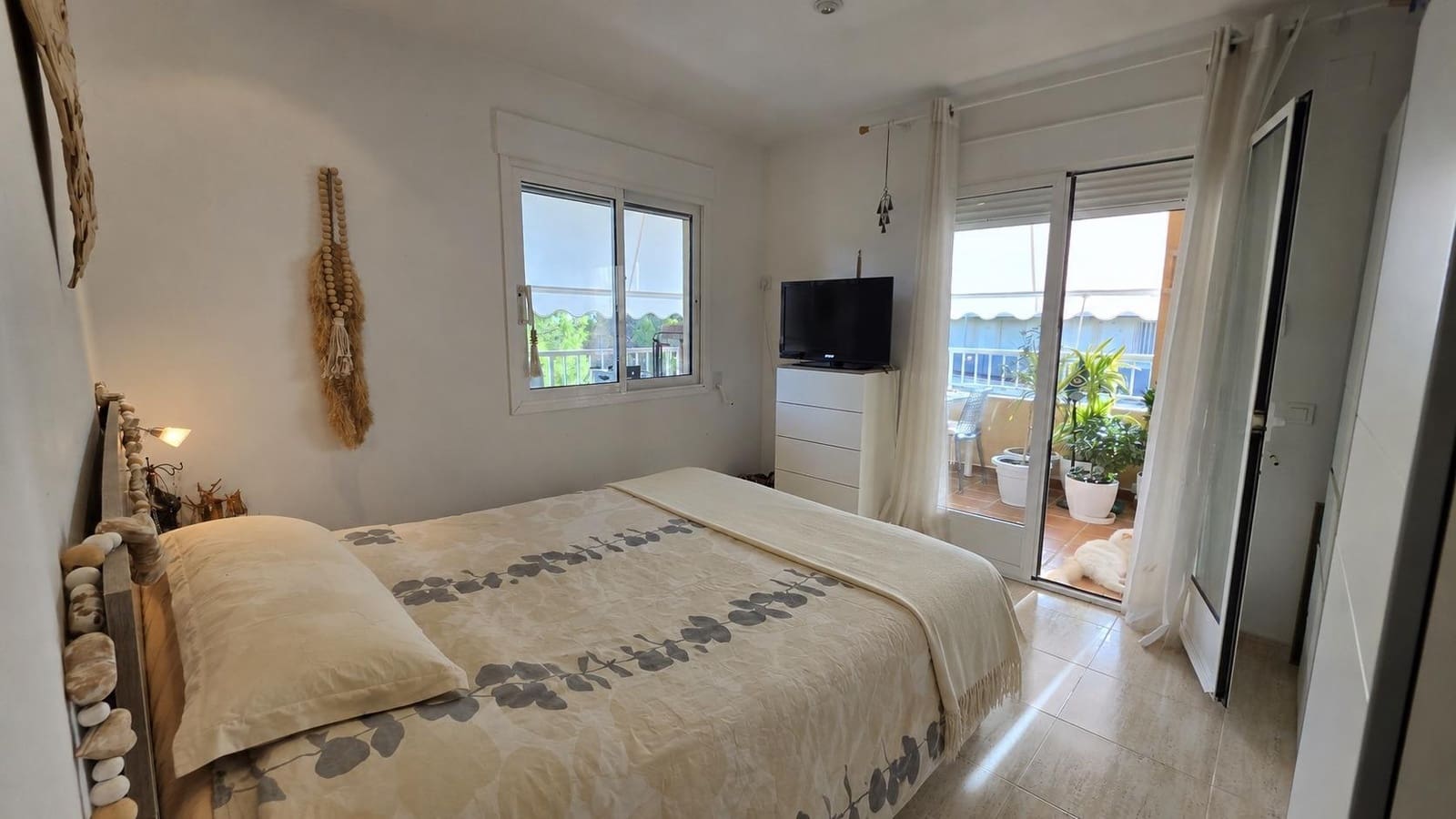 3 soverom Leilighet til salgs i Calafat med svømmebasseng garasje - € 225 000 (Ref: 10180639)