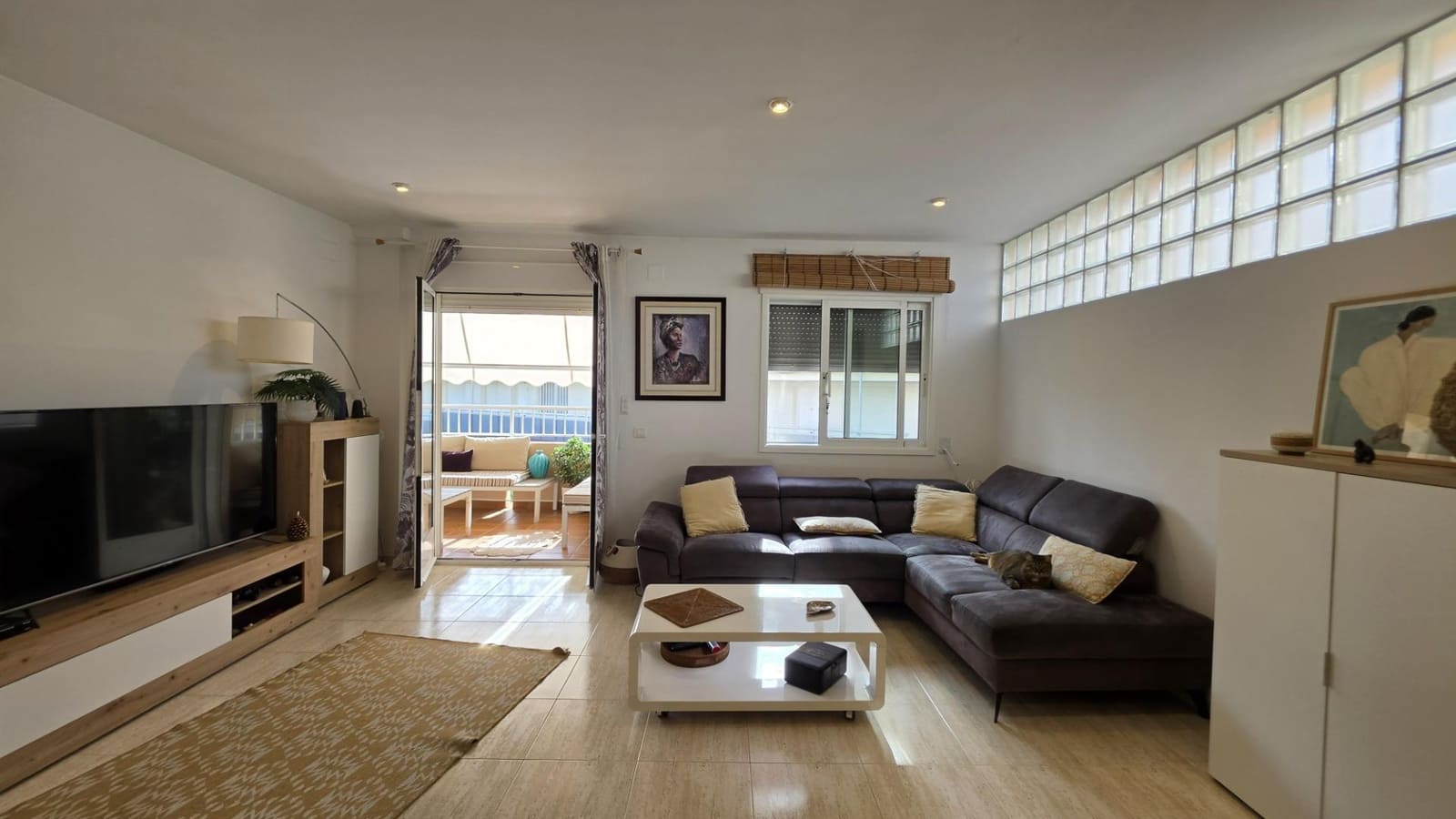 3 soverom Leilighet til salgs i Calafat med svømmebasseng garasje - € 225 000 (Ref: 10180639)