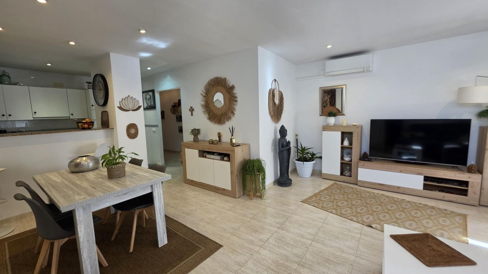 3 soverom Leilighet til salgs i Calafat med svømmebasseng garasje - € 225 000 (Ref: 10180639)