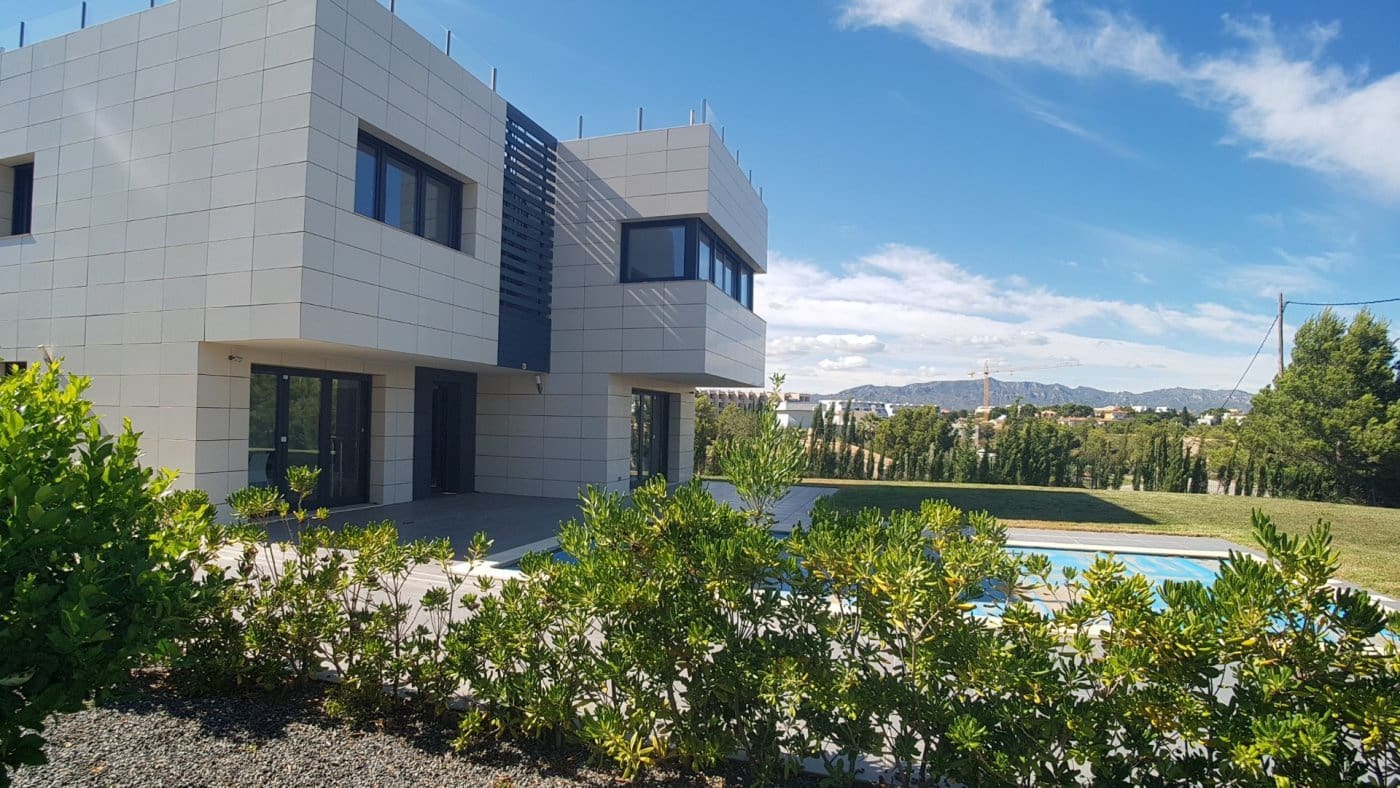 4 soveværelse Villa til salg i L'Ametlla de Mar med swimmingpool garage - € 1.750.000 (Ref: 4950462)