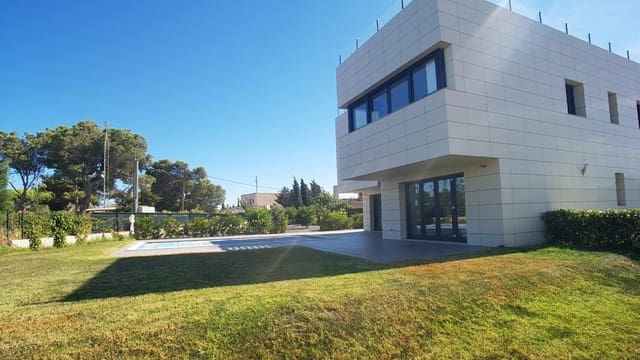 4 soveværelse Villa til salg i L'Ametlla de Mar med swimmingpool garage - € 1.750.000 (Ref: 4950462)