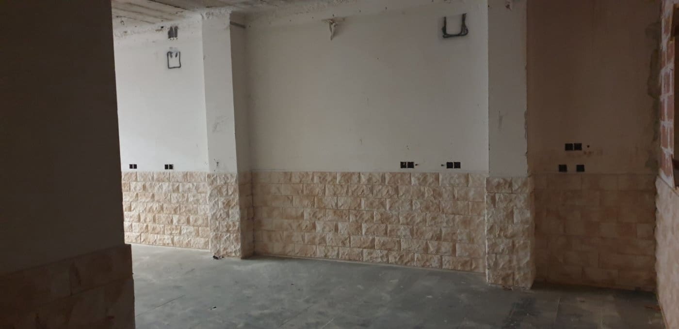 Commercieel te koop in L'Ametlla de Mar - € 189.000 (Ref: 6547561)