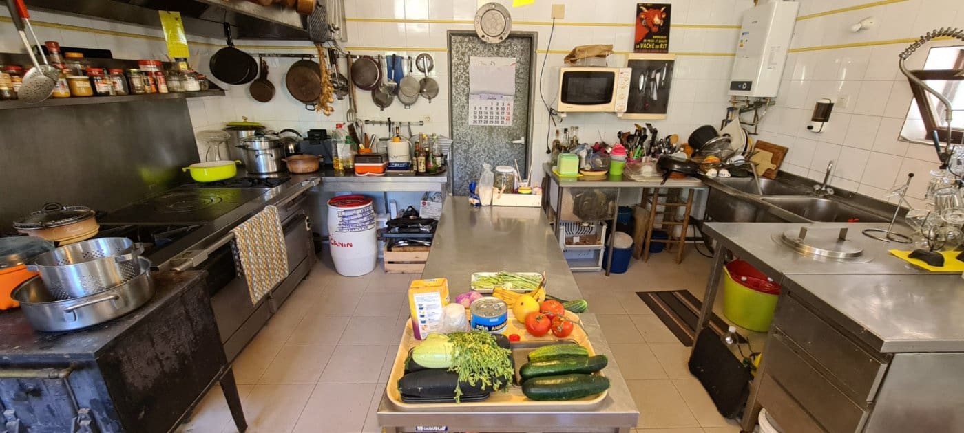 11 soveværelse Finca/Landehus til salg i Tivissa med swimmingpool - € 2.500.000 (Ref: 6586479)