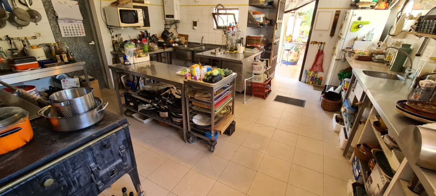 11 soveværelse Finca/Landehus til salg i Tivissa med swimmingpool - € 2.500.000 (Ref: 6586479)