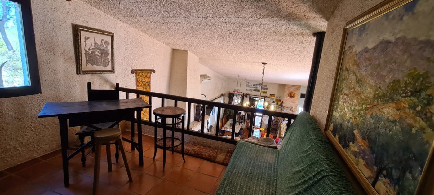 11 soveværelse Finca/Landehus til salg i Tivissa med swimmingpool - € 2.500.000 (Ref: 6586479)