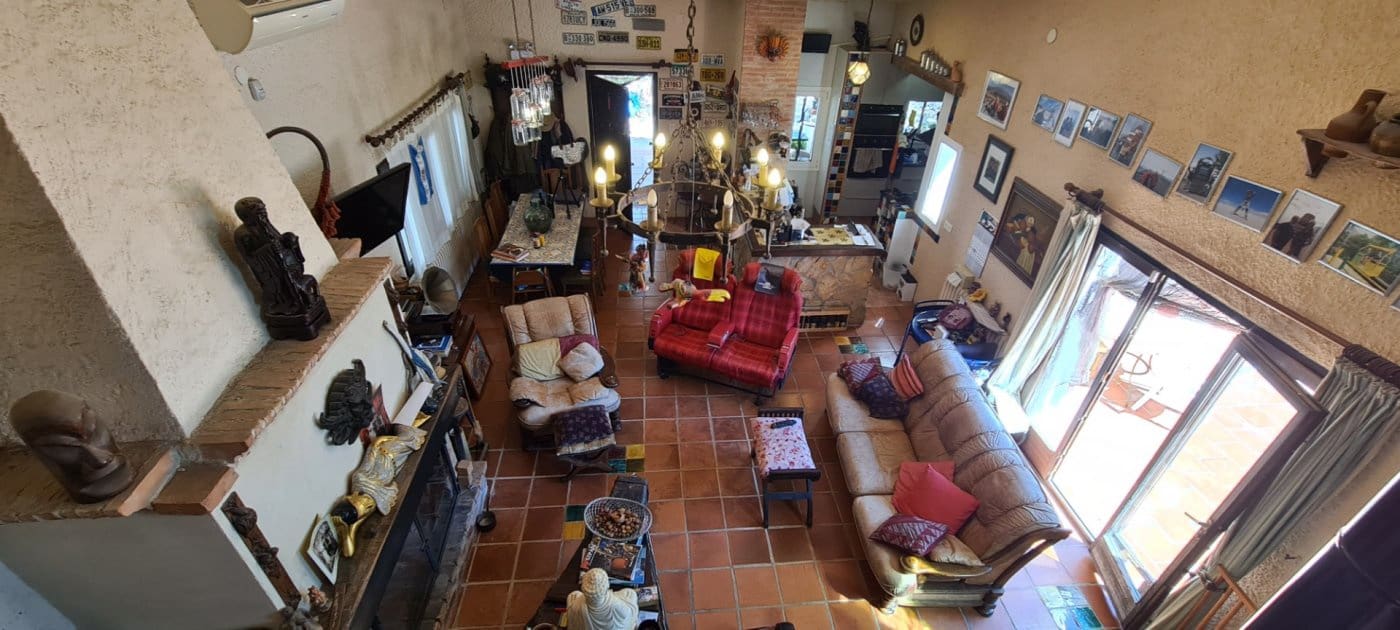 11 soveværelse Finca/Landehus til salg i Tivissa med swimmingpool - € 2.500.000 (Ref: 6586479)