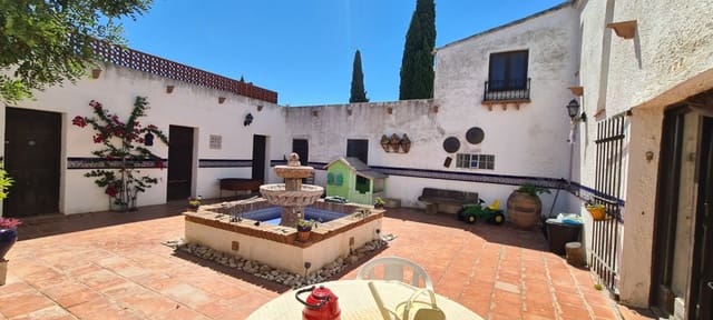 11 bedroom Finca/Country House for sale in Tivissa with pool - € 2,500,000 (Ref: 6586479)