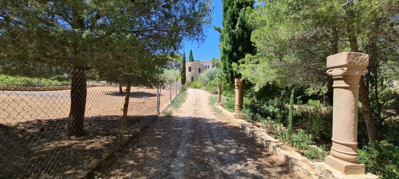 11 soveværelse Finca/Landehus til salg i Tivissa med swimmingpool - € 2.500.000 (Ref: 6586479)