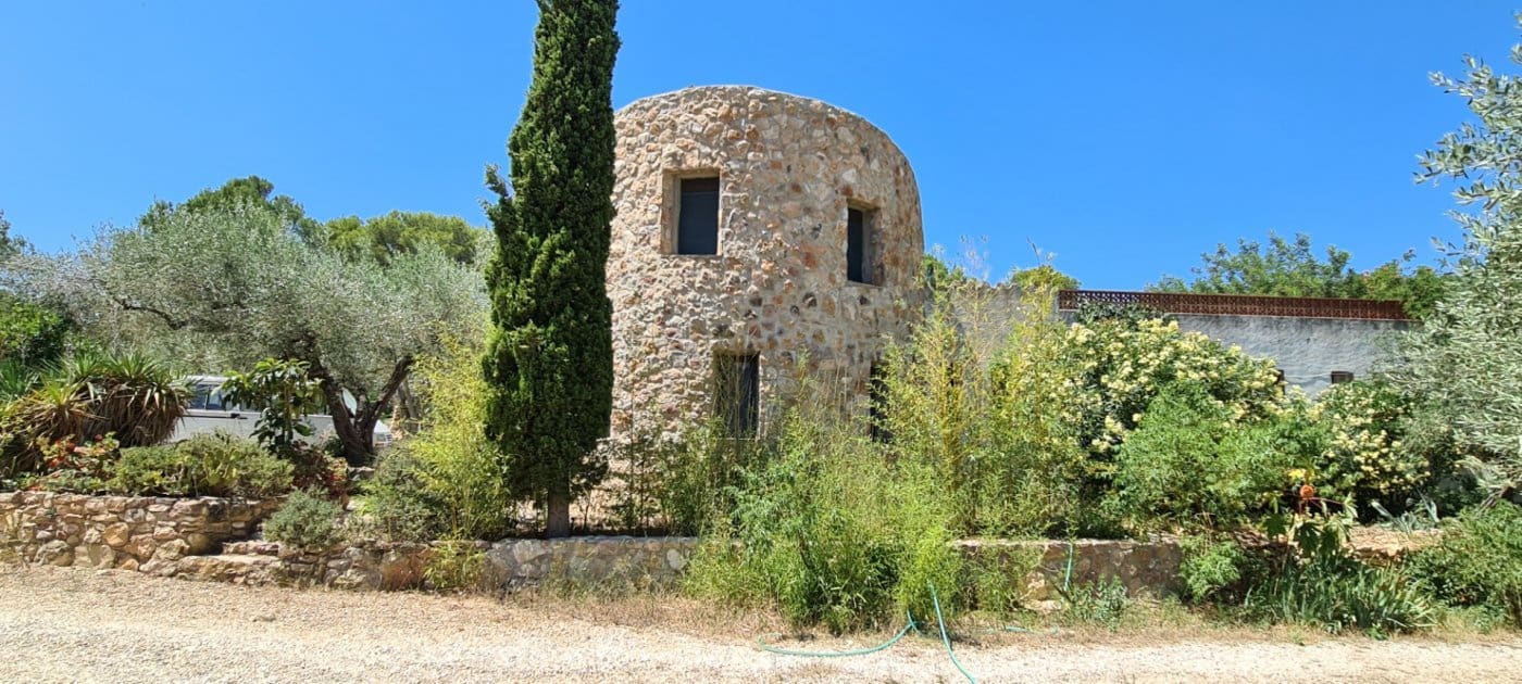 11 soveværelse Finca/Landehus til salg i Tivissa med swimmingpool - € 2.500.000 (Ref: 6586479)