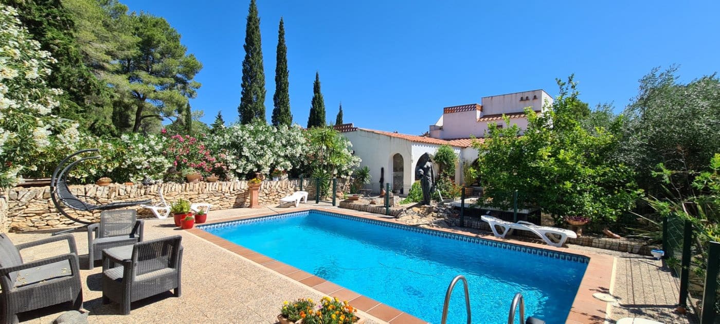 11 soveværelse Finca/Landehus til salg i Tivissa med swimmingpool - € 2.500.000 (Ref: 6586479)