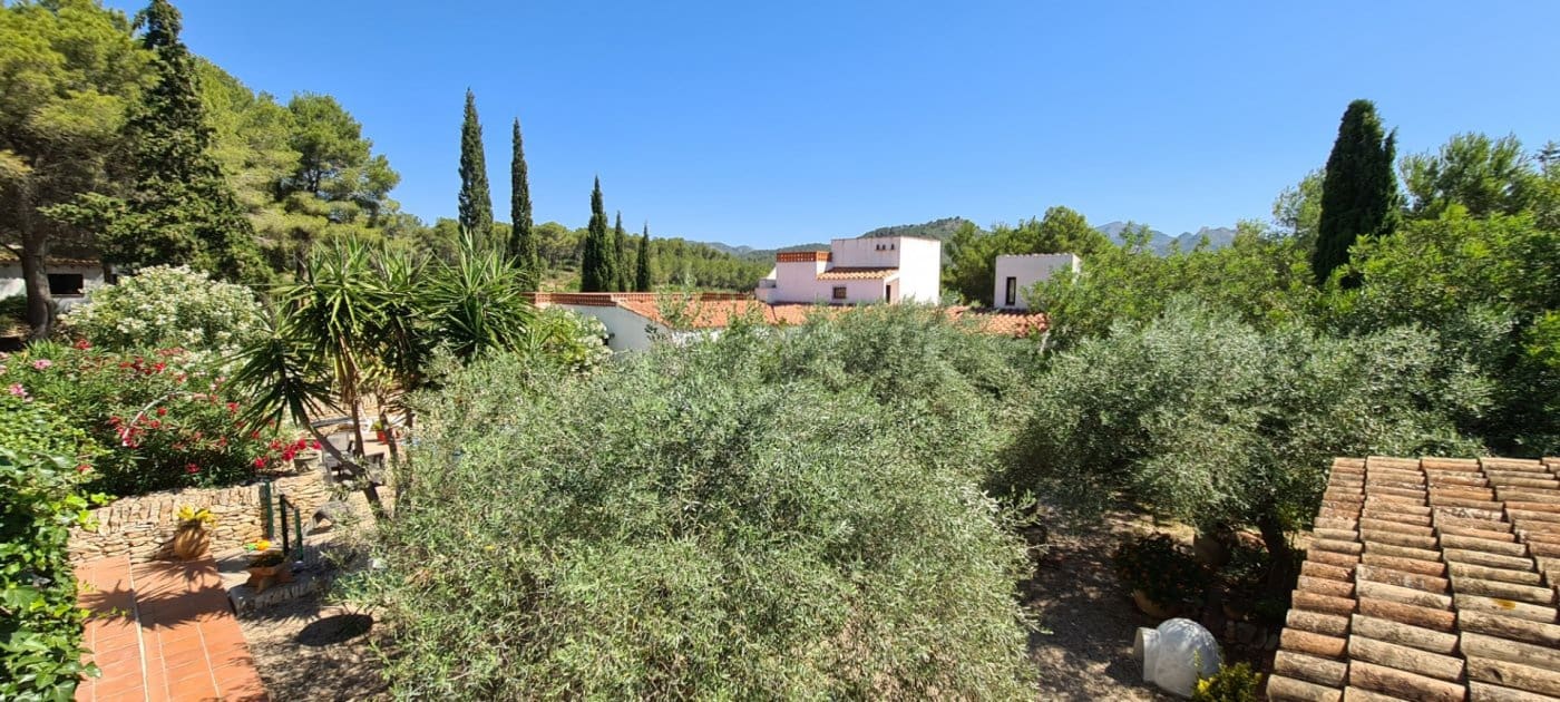 11 soveværelse Finca/Landehus til salg i Tivissa med swimmingpool - € 2.500.000 (Ref: 6586479)