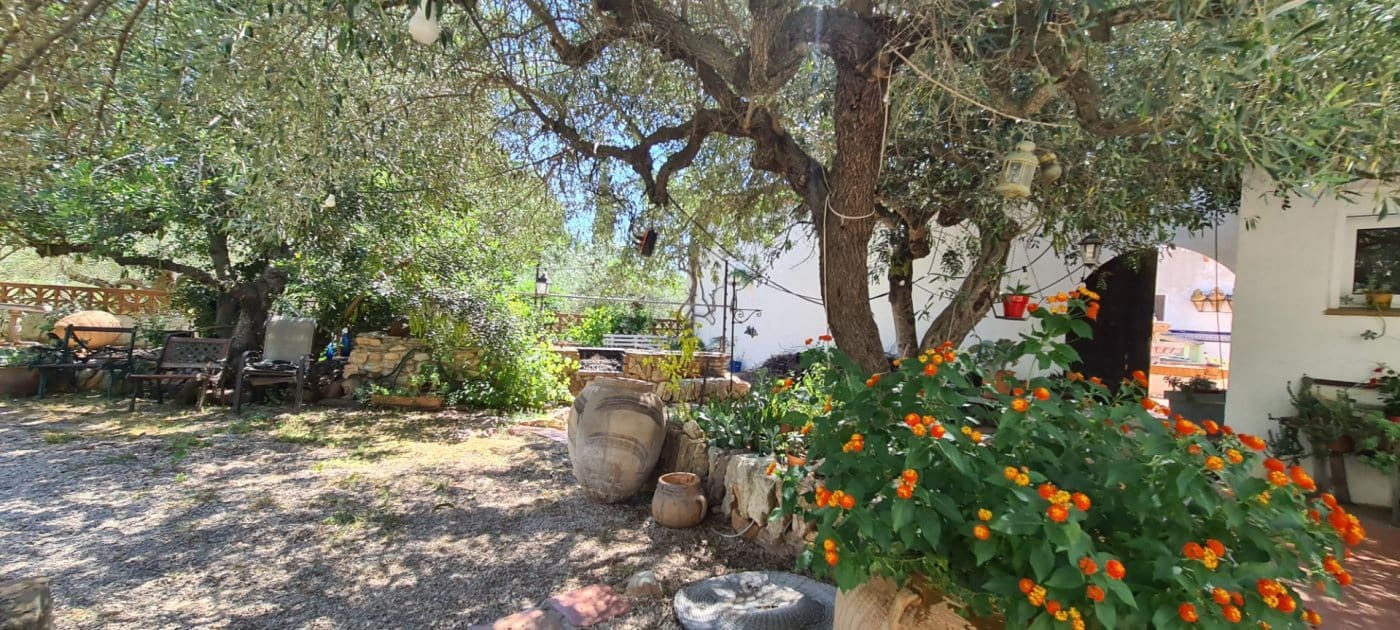 11 soveværelse Finca/Landehus til salg i Tivissa med swimmingpool - € 2.500.000 (Ref: 6586479)