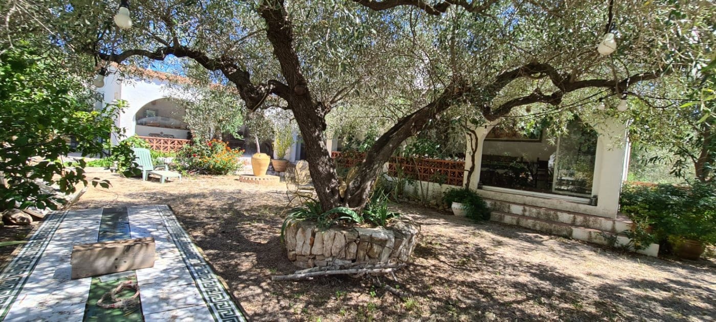 11 soveværelse Finca/Landehus til salg i Tivissa med swimmingpool - € 2.500.000 (Ref: 6586479)