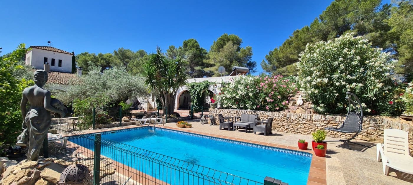 11 soveværelse Finca/Landehus til salg i Tivissa med swimmingpool - € 2.500.000 (Ref: 6586479)