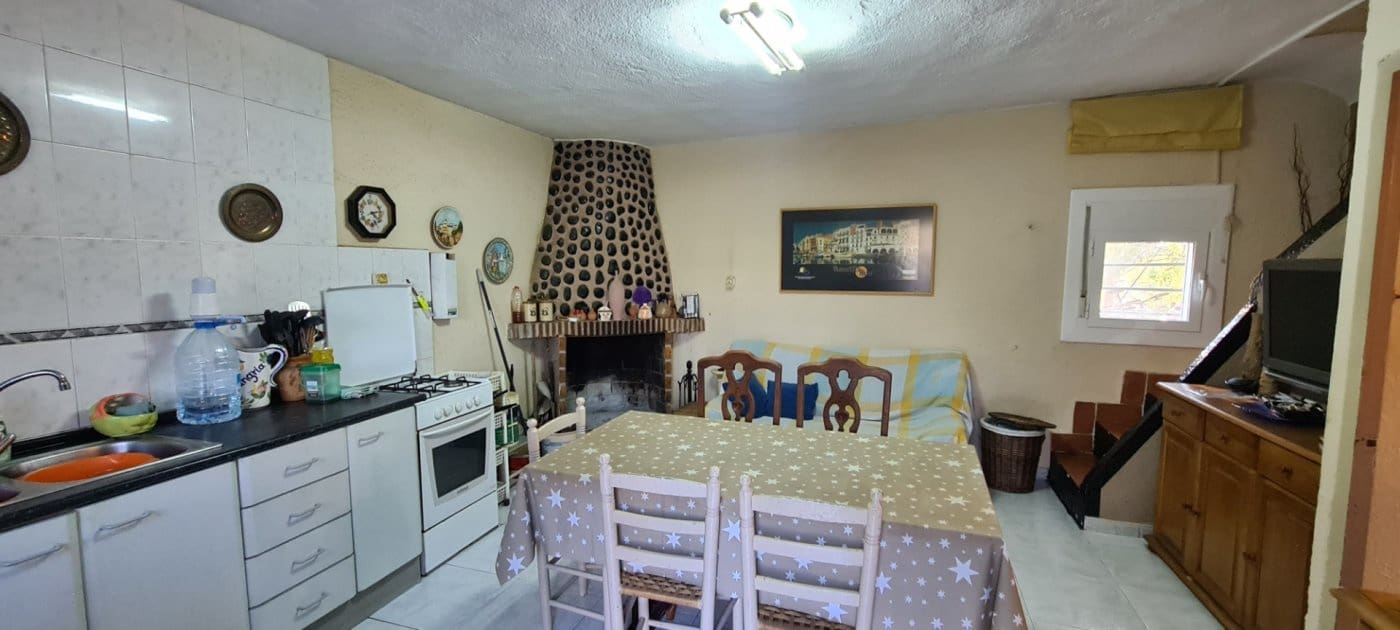 6 bedroom Finca/Country House for sale in L'Ametlla de Mar with pool