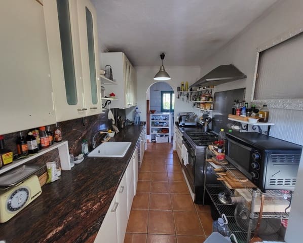 8 slaapkamer Finca/Landhuis te koop in L'Ametlla de Mar met zwembad - € 559.000 (Ref: 7005087)