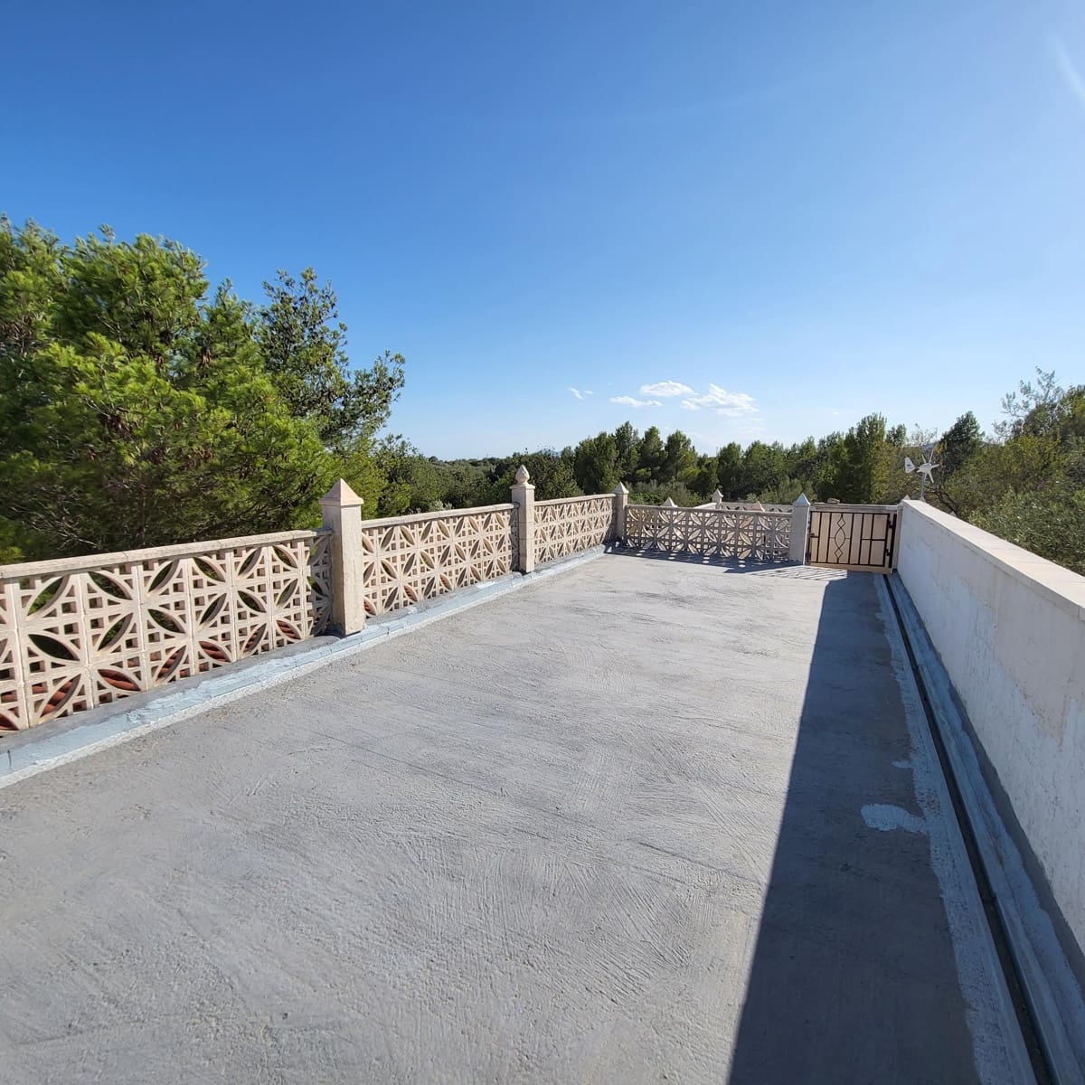 2 soveværelse Finca/Landehus til salg i El Perello med swimmingpool - € 115.000 (Ref: 7717857)