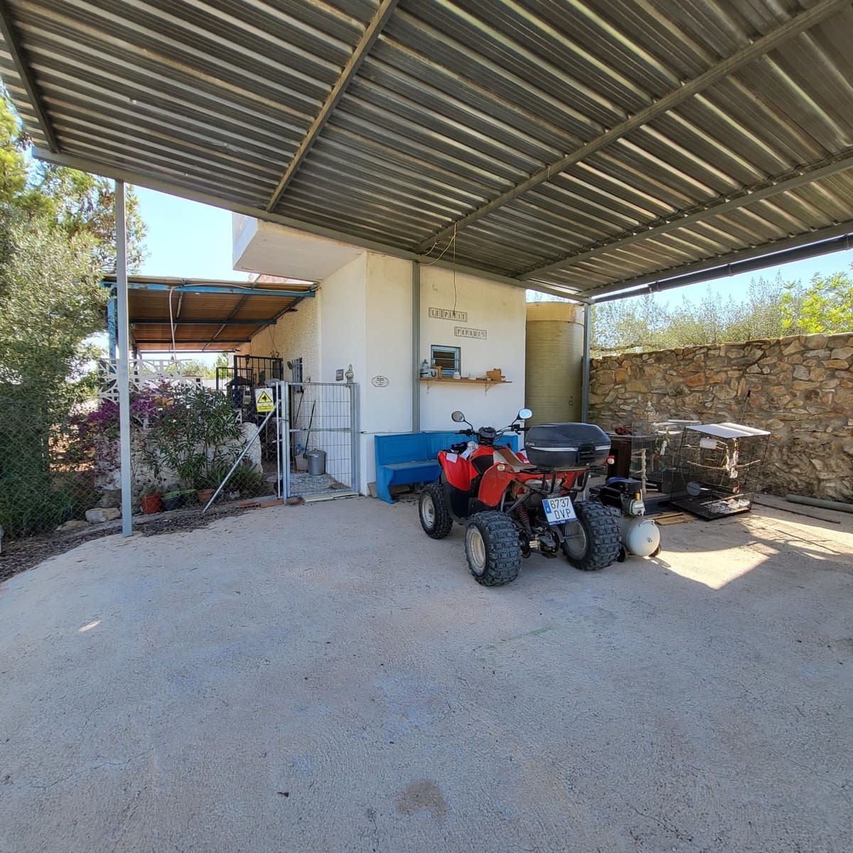 2 soveværelse Finca/Landehus til salg i El Perello med swimmingpool - € 115.000 (Ref: 7717857)