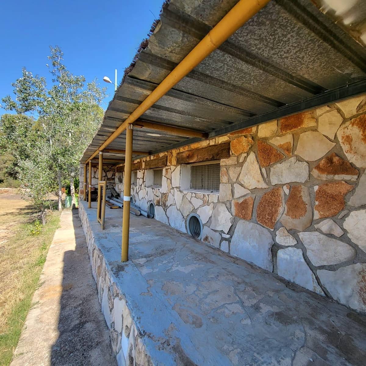 2 bedroom Finca/Country House for sale in El Perello with pool - € 245,000 (Ref: 7758983)