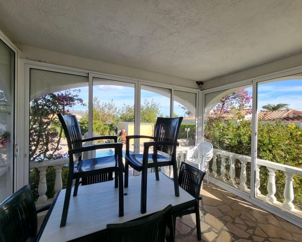 3 bedroom Villa for sale in L'Ametlla de Mar with pool garage - € 295,000 (Ref: 7899617)