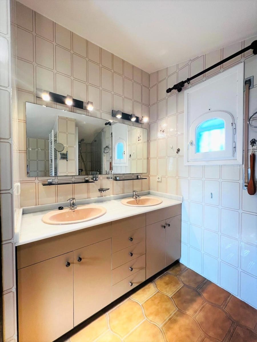 4 soveværelse Villa til salg i L'Ametlla de Mar med swimmingpool garage - € 1.050.000 (Ref: 8142716)