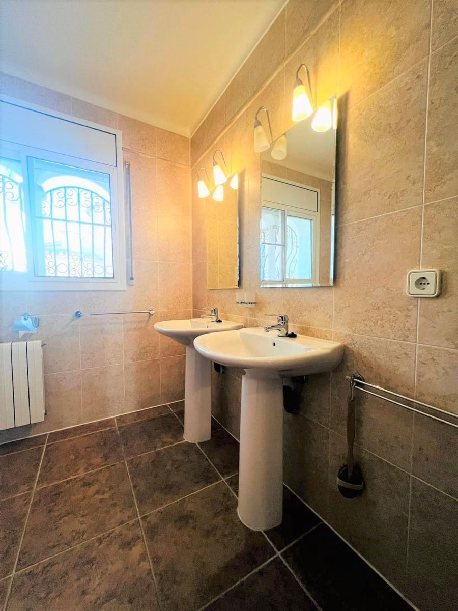 4 soveværelse Villa til salg i L'Ametlla de Mar med swimmingpool garage - € 1.050.000 (Ref: 8142716)