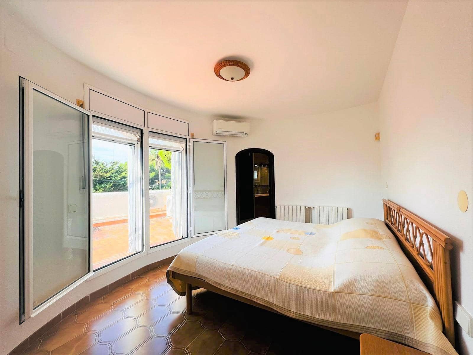 4 soveværelse Villa til salg i L'Ametlla de Mar med swimmingpool garage - € 1.050.000 (Ref: 8142716)