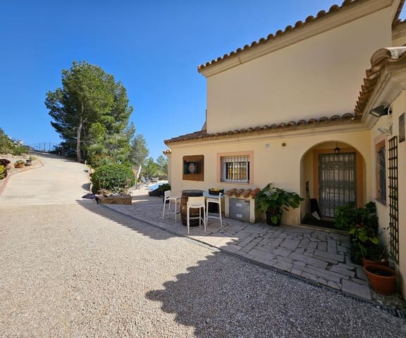 4 soverom Villa til salgs i Sant Jordi d'Alfama, L'Ametlla de Mar med svømmebasseng - € 500 000 (Ref: 8245662)