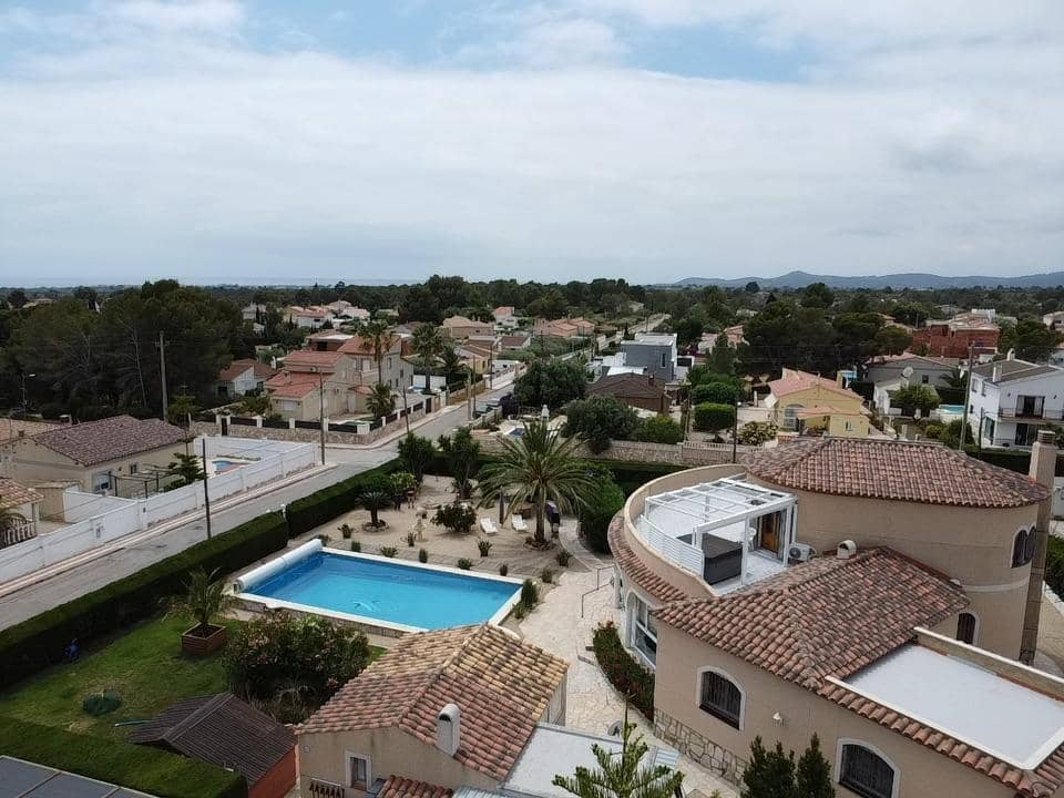 5 sypialnia Willa na sprzedaż w L'Ametlla de Mar z basenem garażem - 690 000 € (Ref: 8421409)