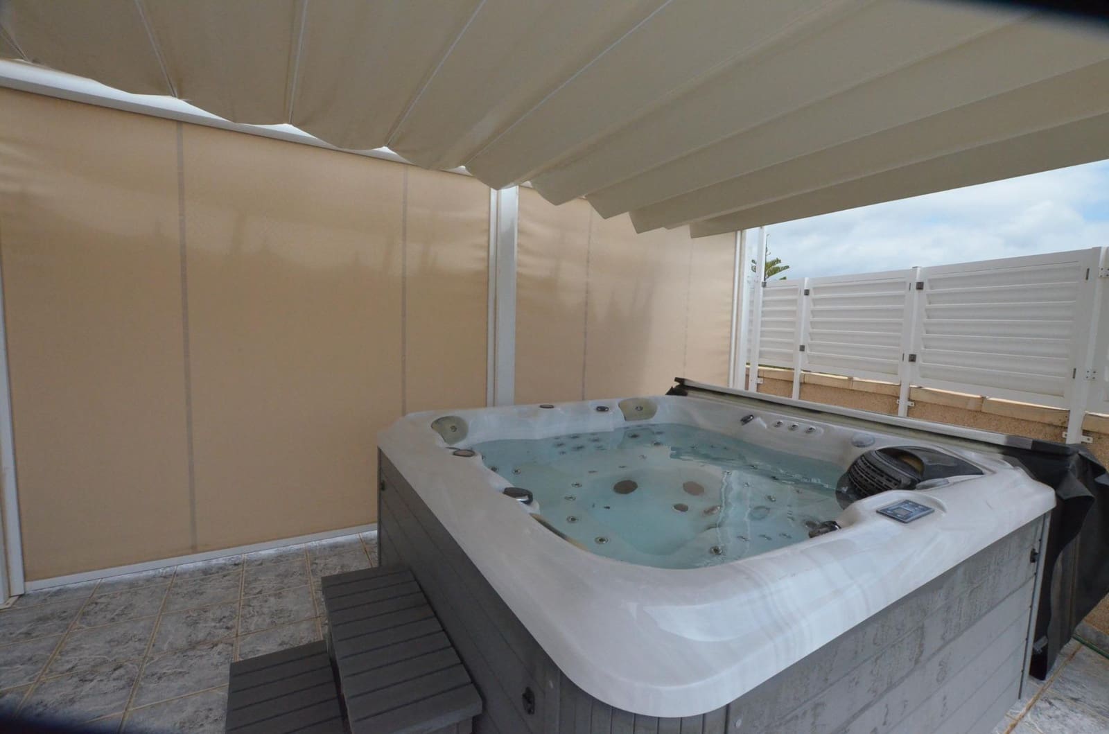 5 sypialnia Willa na sprzedaż w L'Ametlla de Mar z basenem garażem - 690 000 € (Ref: 8421409)